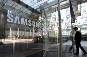 Samsung Expected to Post Record Profit Surge as AI Chip Boom Drives ...