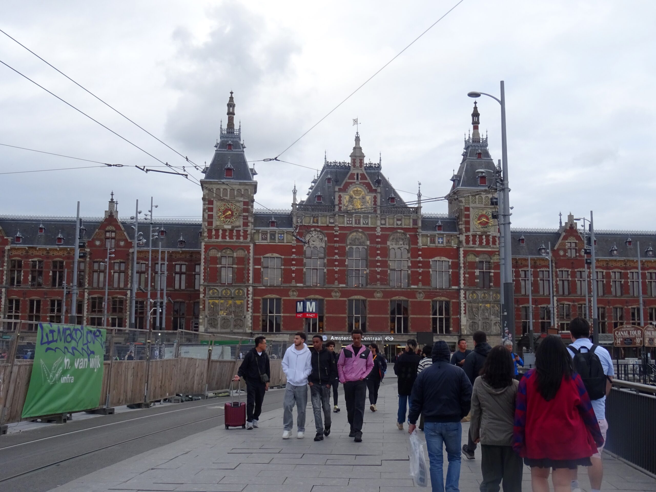 Amsterdam’s Bold Step into the Future: The First Supervised Self-Driving Teslas on City Streets