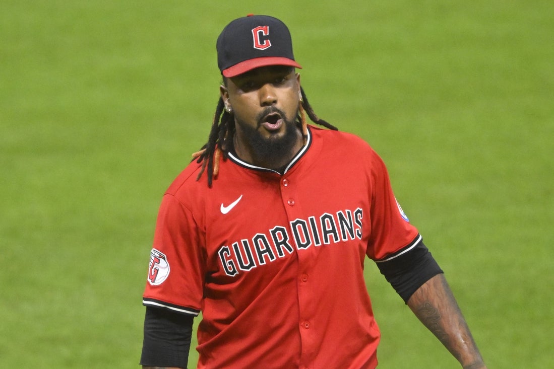 Guardians pitchers plead not guilty in pitch-rigging case