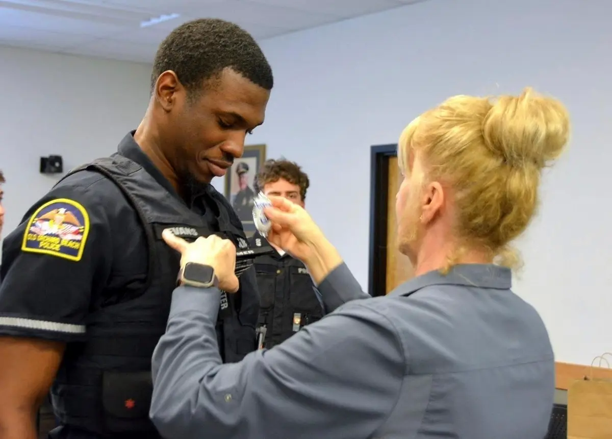 Maine Police Officer Agrees to Self-Deportation After ICE Arrest Over Firearm Purchase Attempt