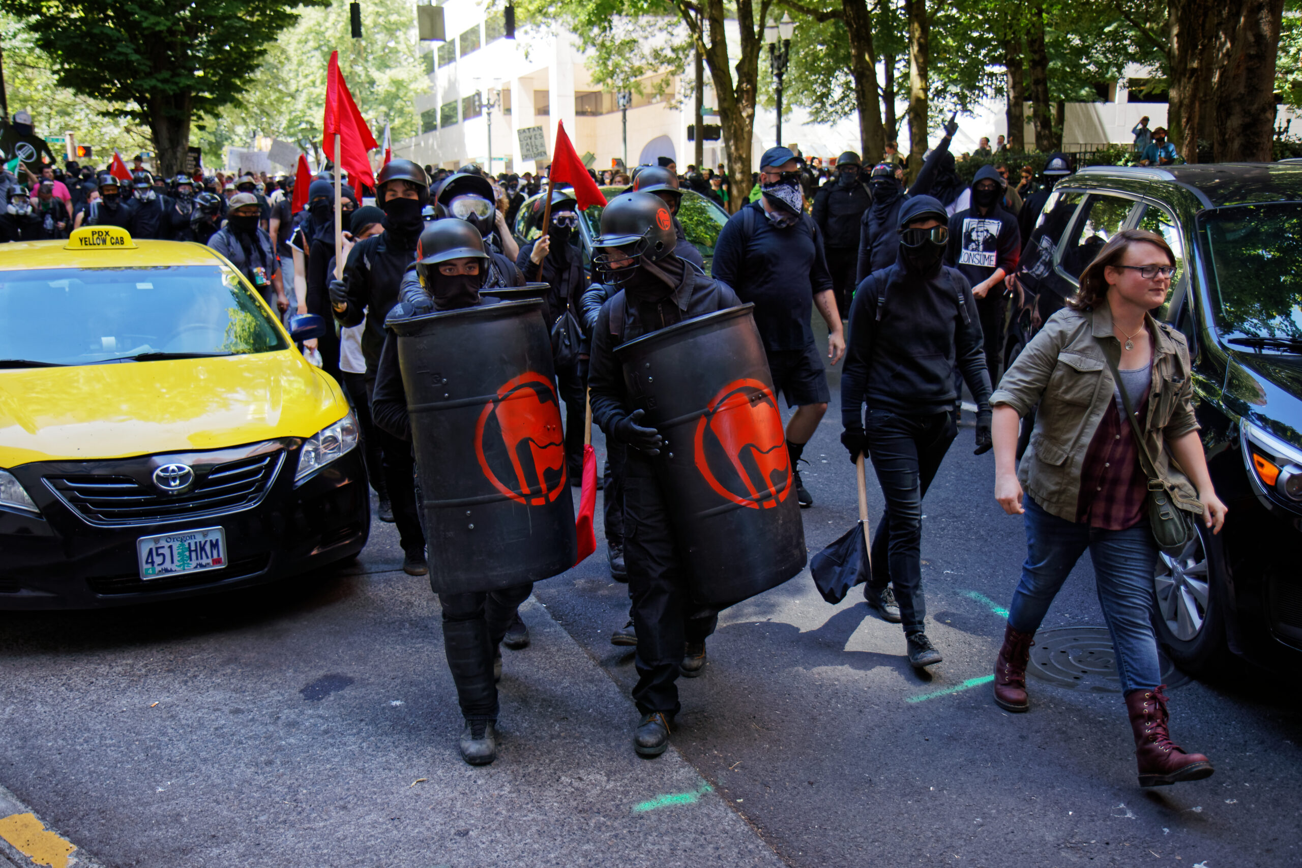 Trump Weighs National Guard Deployment in Portland to Quell Anti-ICE Protests
