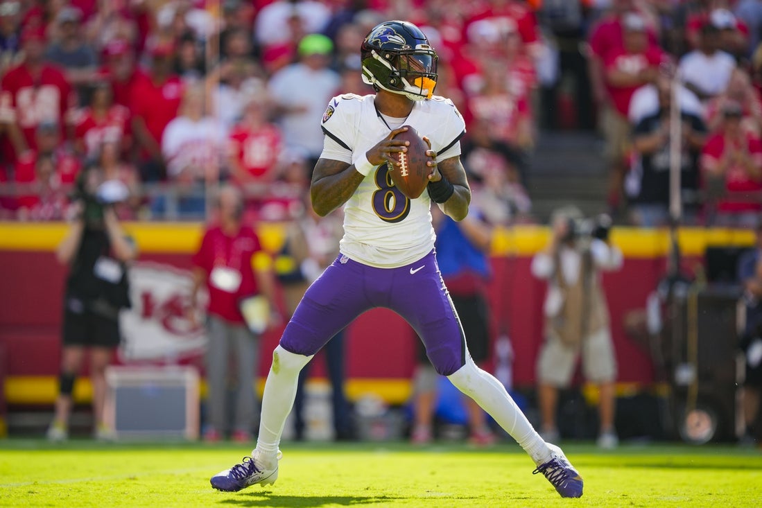 Desperate times for Dolphins, Ravens as QB Lamar Jackson expected back