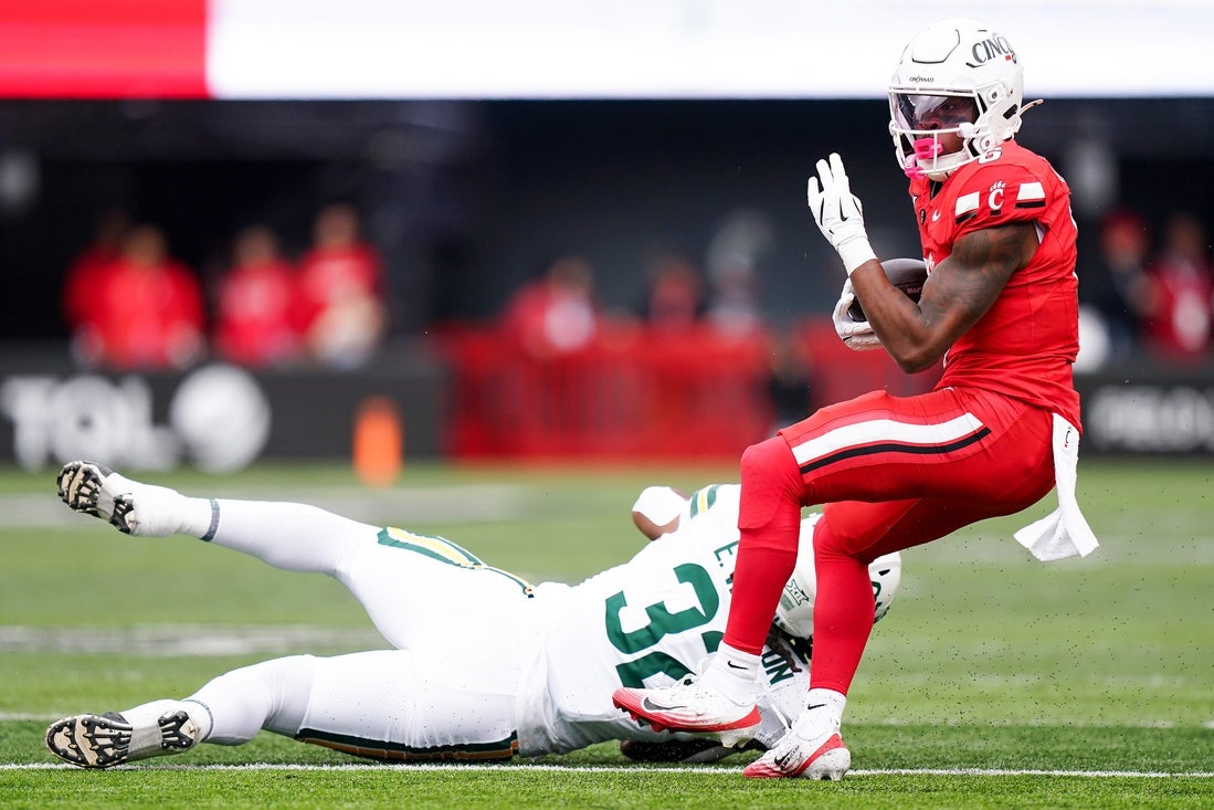 Cincinnati RB Evan Pryor (ankle) sitting out vs. Utah