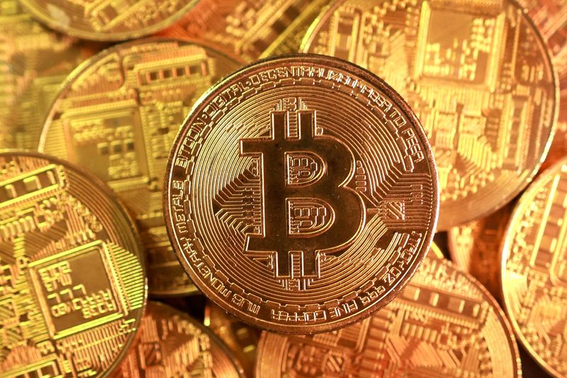 US Senate Moves Closer to Landmark Crypto Rules as Political Divide Deepens