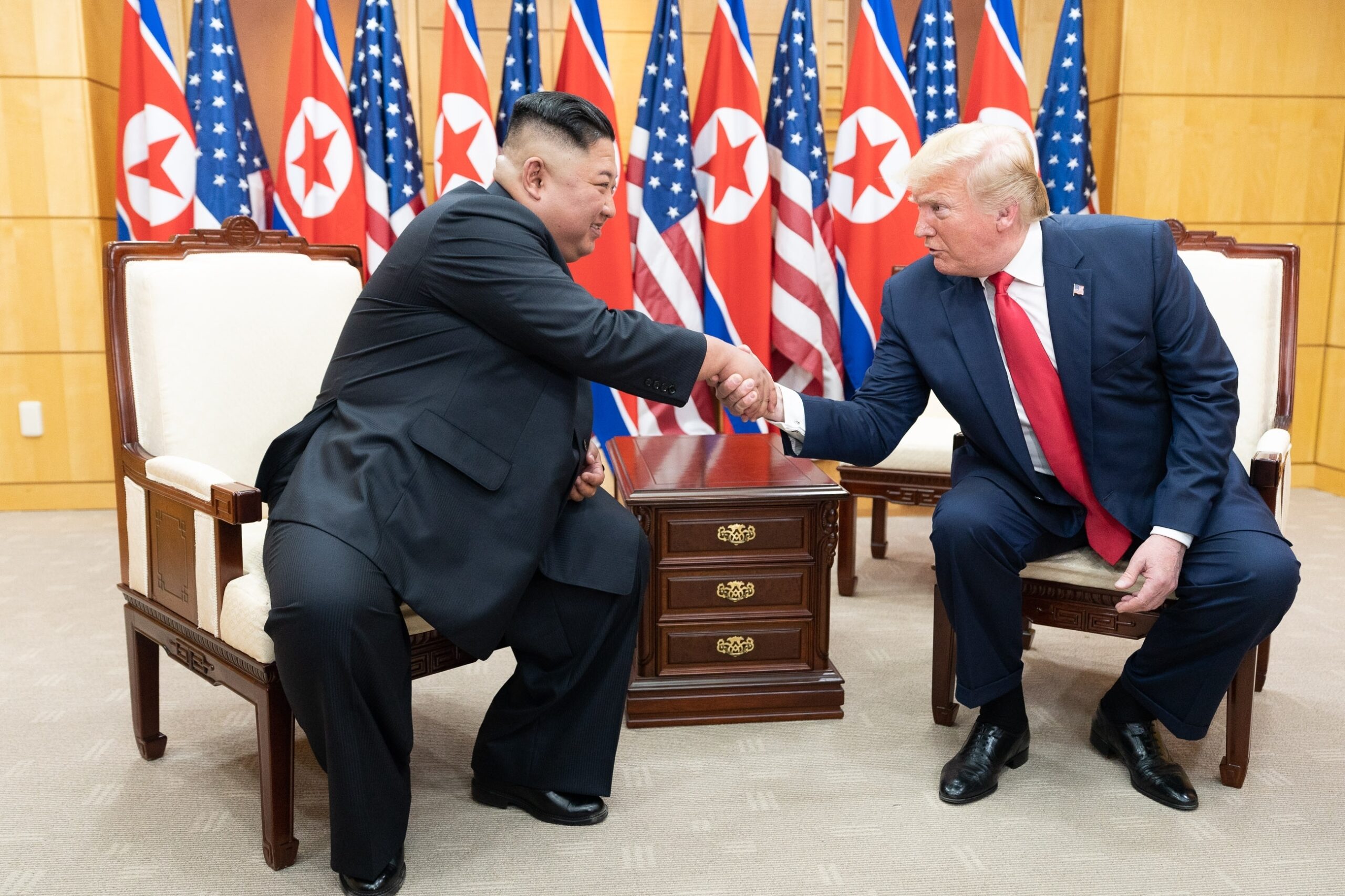 Trump Says He’s ‘100 Percent’ Open to Meeting Kim Jong Un During Asia Tour