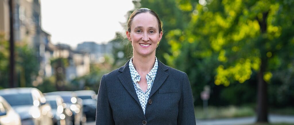 Seattle Mayor Orders Limits on ICE Activity, Directs Police to Document Federal Enforcement