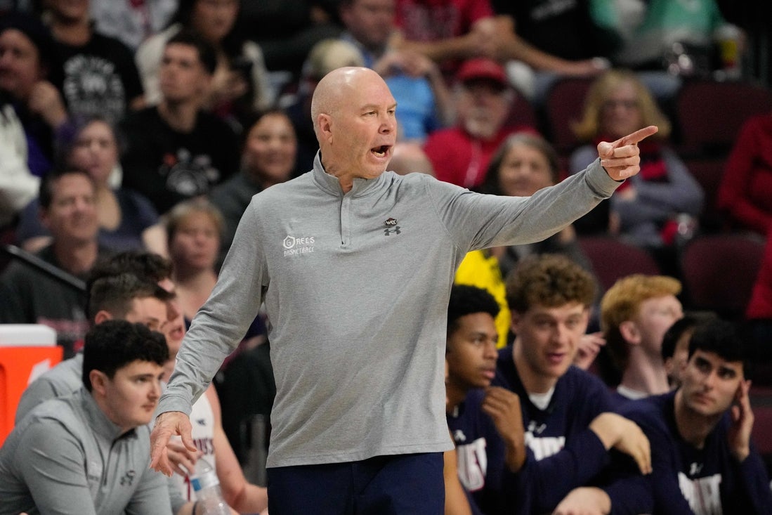 Saint Mary’s bounces Virginia Tech to reach Battle 4 Atlantis final