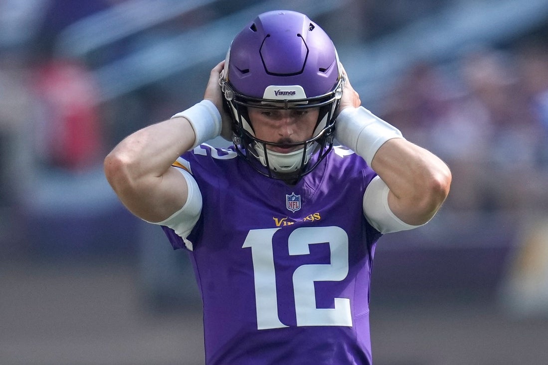 Rookie QB Max Brosmer to start as Vikings visit Sam Darnold, Seahawks