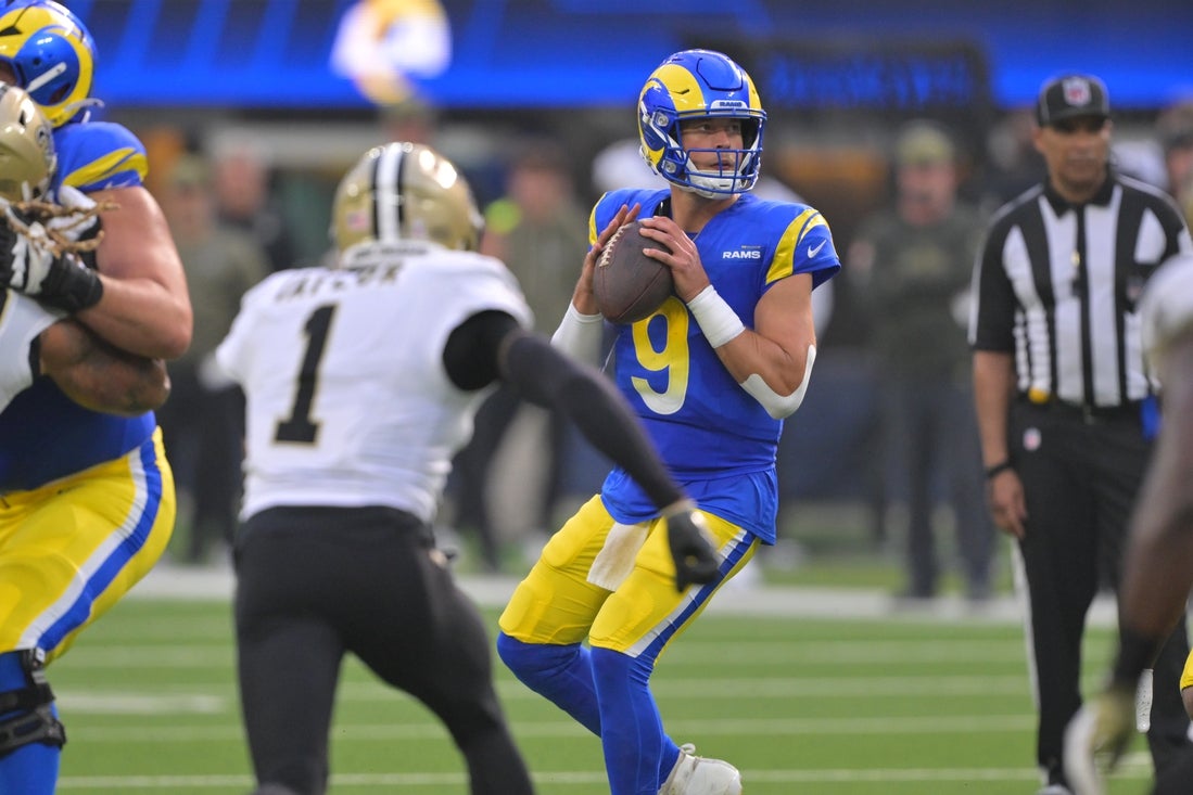Matthew Stafford fires 4 TDs as Rams blast Saints