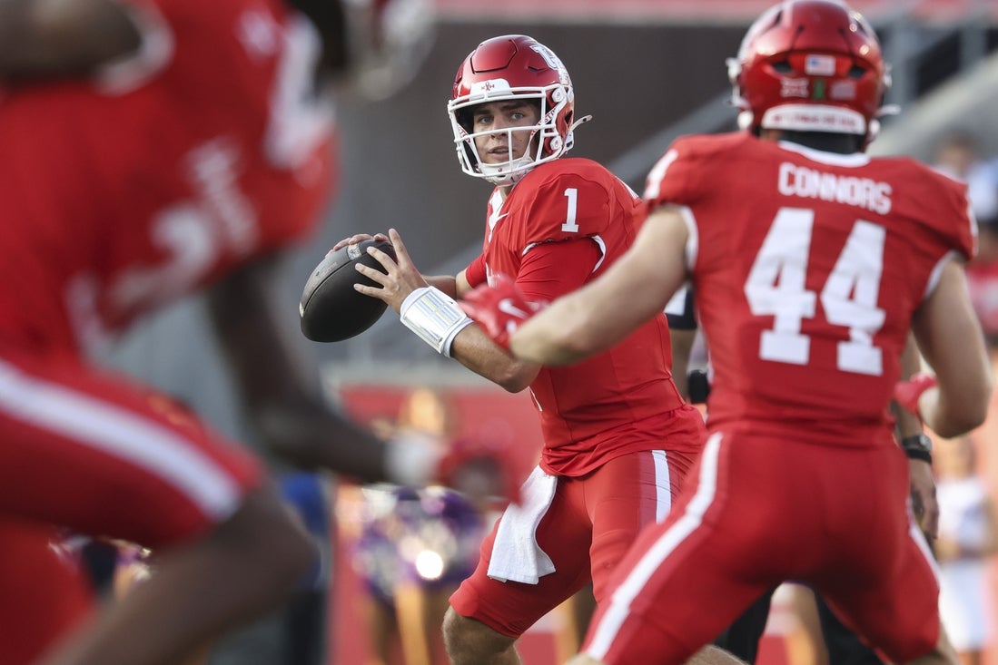 Houston, Baylor focus on different scenarios
