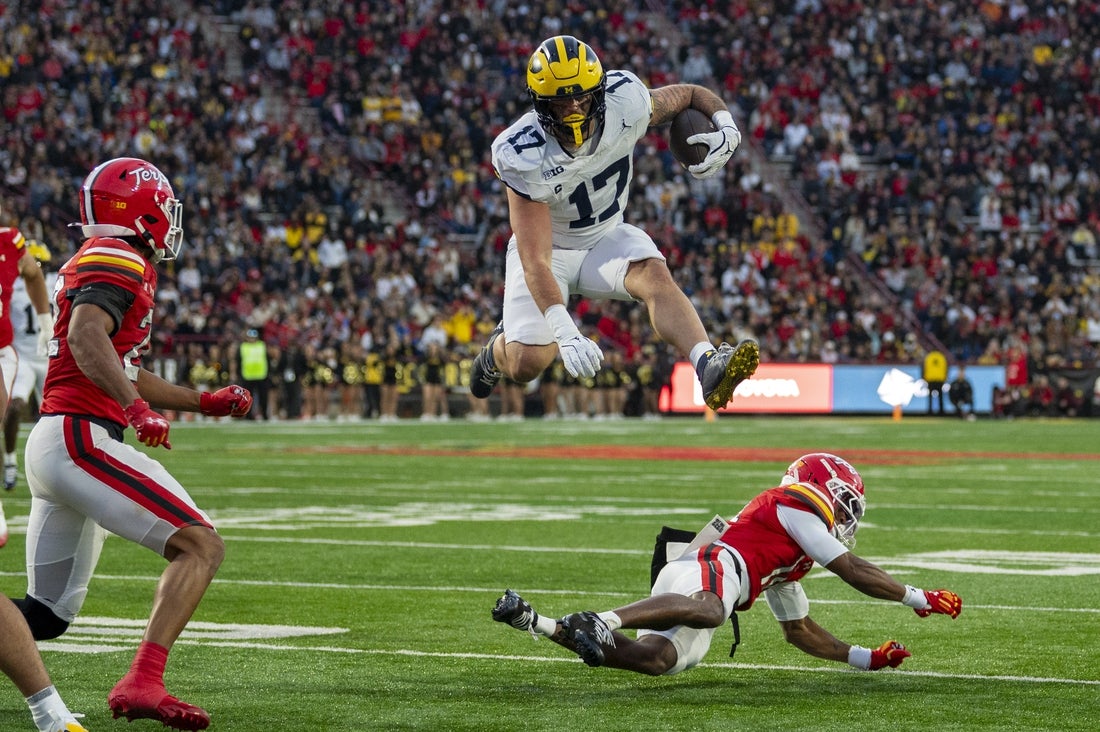 Bryson Kuzdzal pushes No. 18 Michigan to ninth straight over Maryland