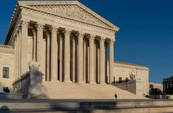 Alito Temporarily Allows Texas to Use GOP-Backed Redrawn Congressional Map