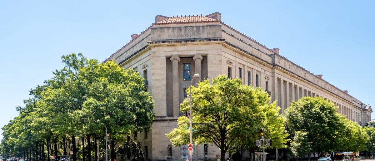 Department of Justice subpoenas Minnesota gov. Timothy Walz, Minneapolis mayor Jacob Frey as Minnesota immigration clash escalates