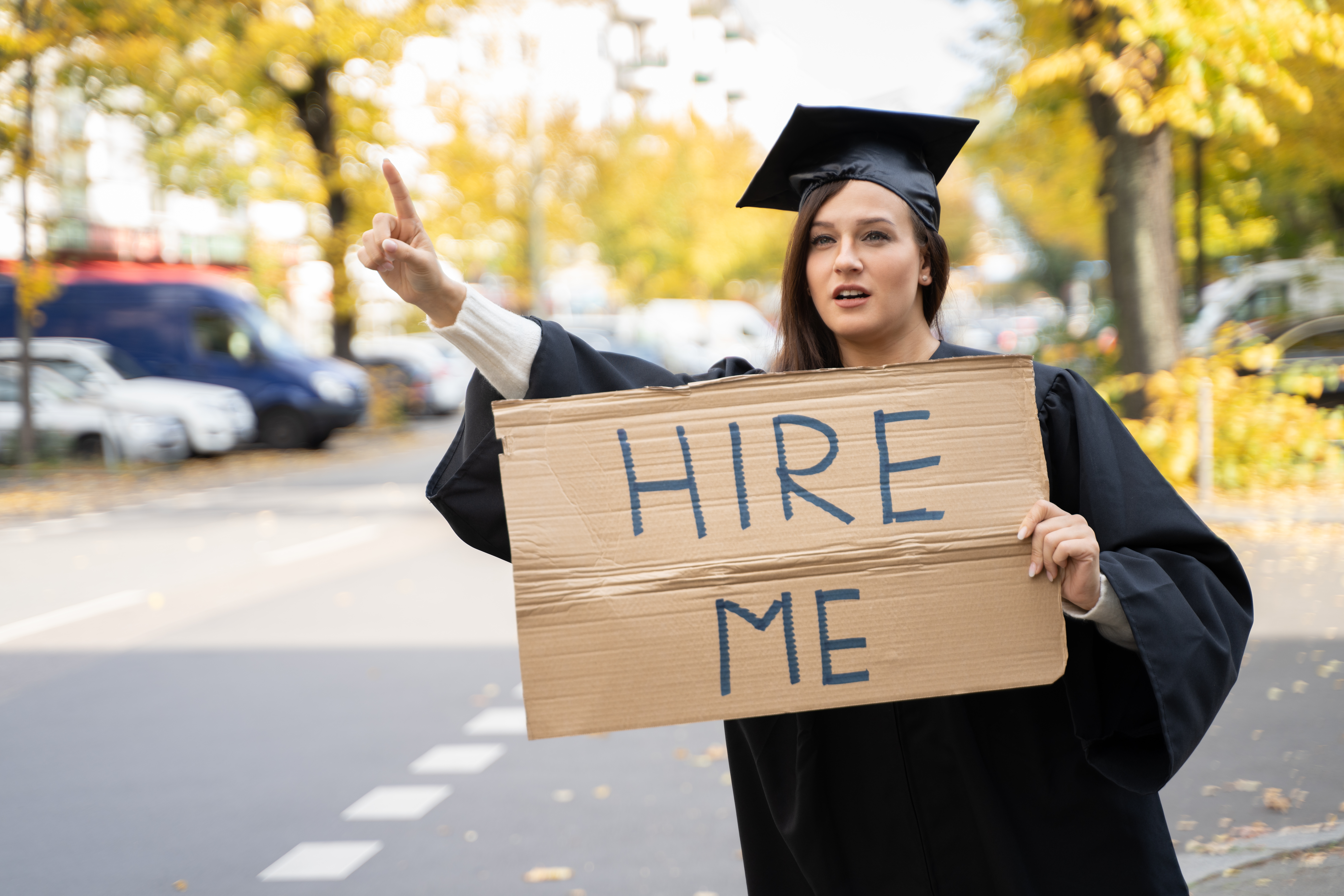 Hiring Prospects for 2026 College Graduates Fall to Five-Year Low as Employers Favor Automation and Foreign Labor Pipelines