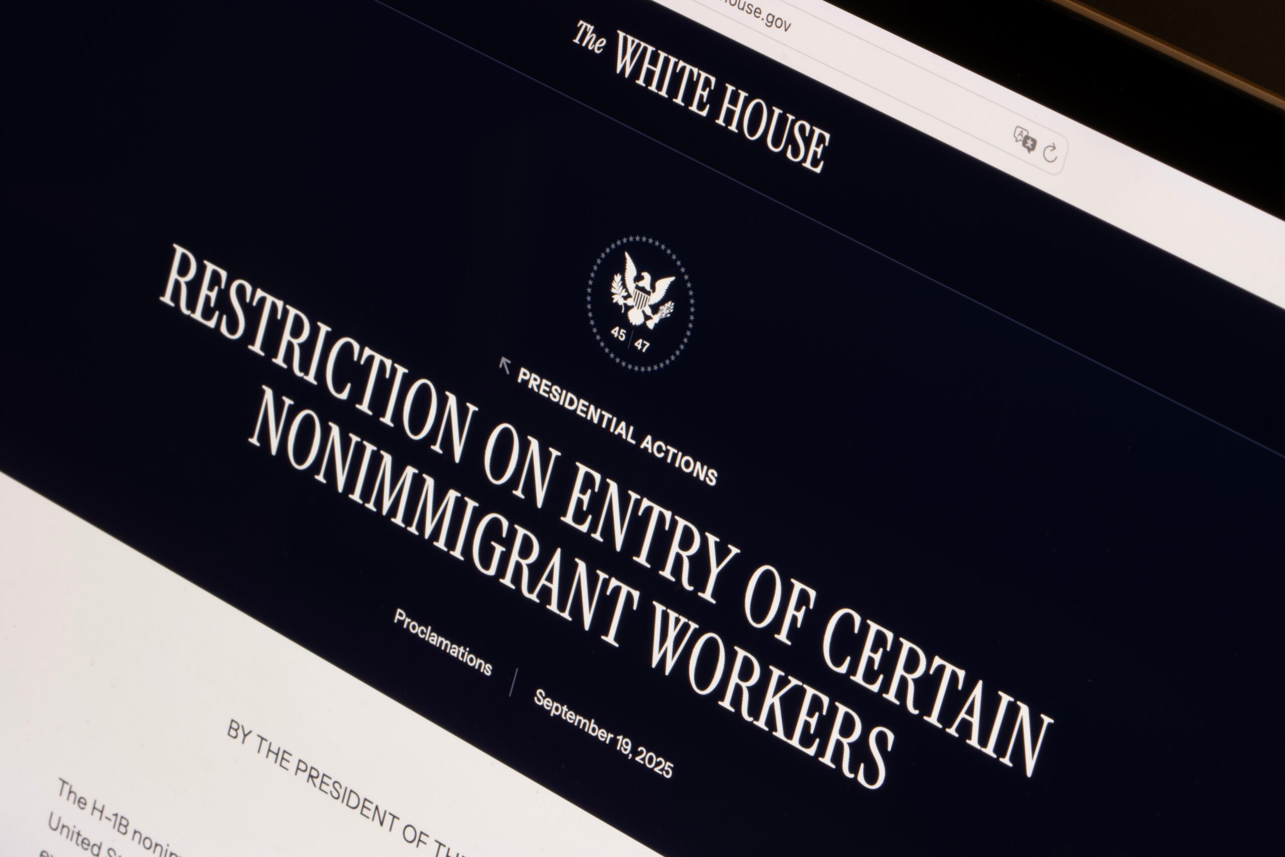 Trump’s H-1B Reversal Raises Alarms Over Foreign Influence and India-Aligned Lobbying