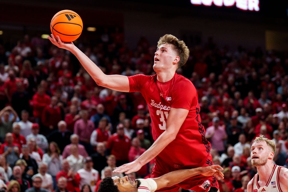 Wisconsin searching for stronger defense vs. Villanova