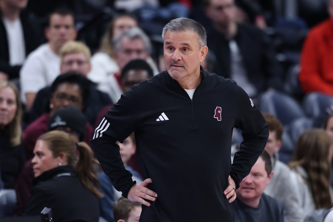 Mississippi State outlasts Memphis in crunch time