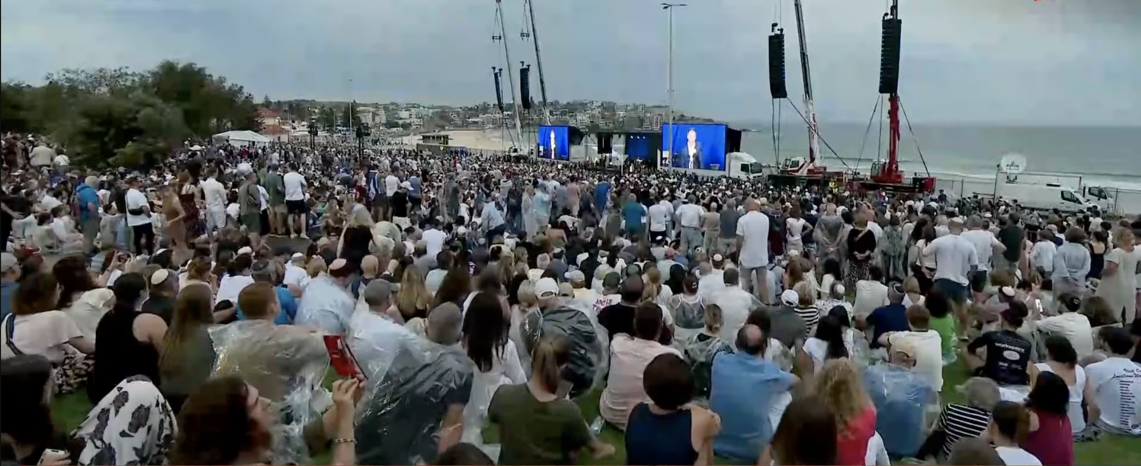 Thousands Mourn Bondi Beach Attack Victims as Australia Declares National Day of Reflection—‘This Must Be the Moment Light Eclipses Darkness’