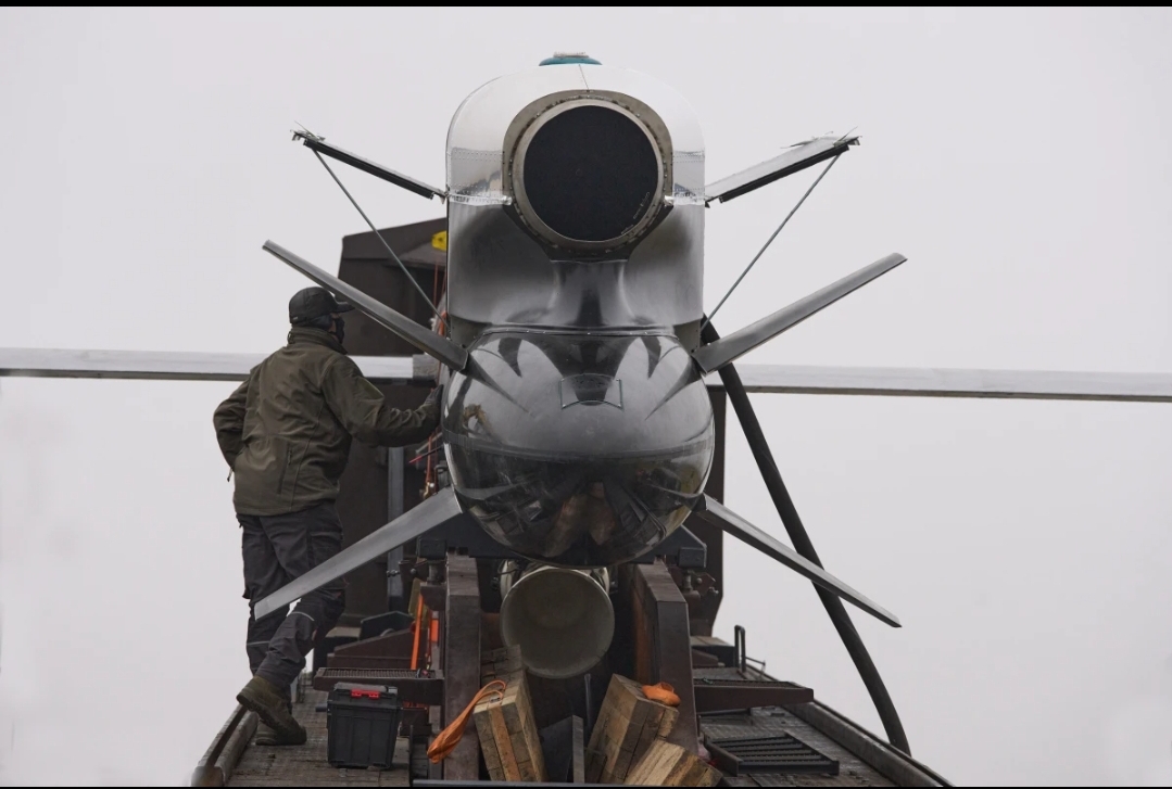 Massive Russian Air Assault Hits Ukraine as U.S.–Ukraine Negotiators Pursue Fragile Path Toward Peace