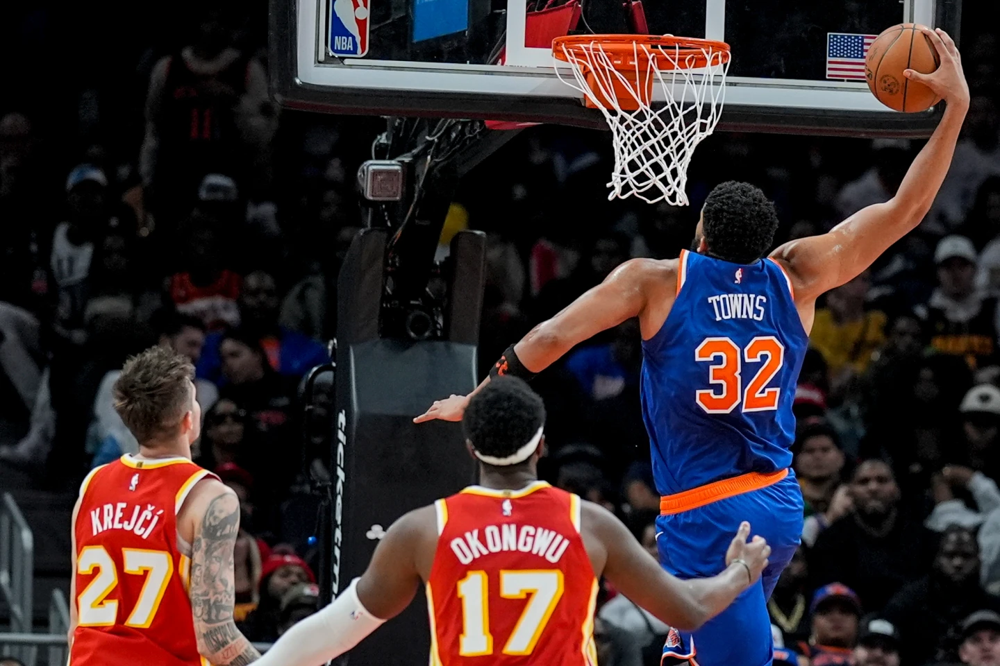 Towns, Brunson Power Knicks Past Hawks 128-125 as Atlanta’s Skid Continues