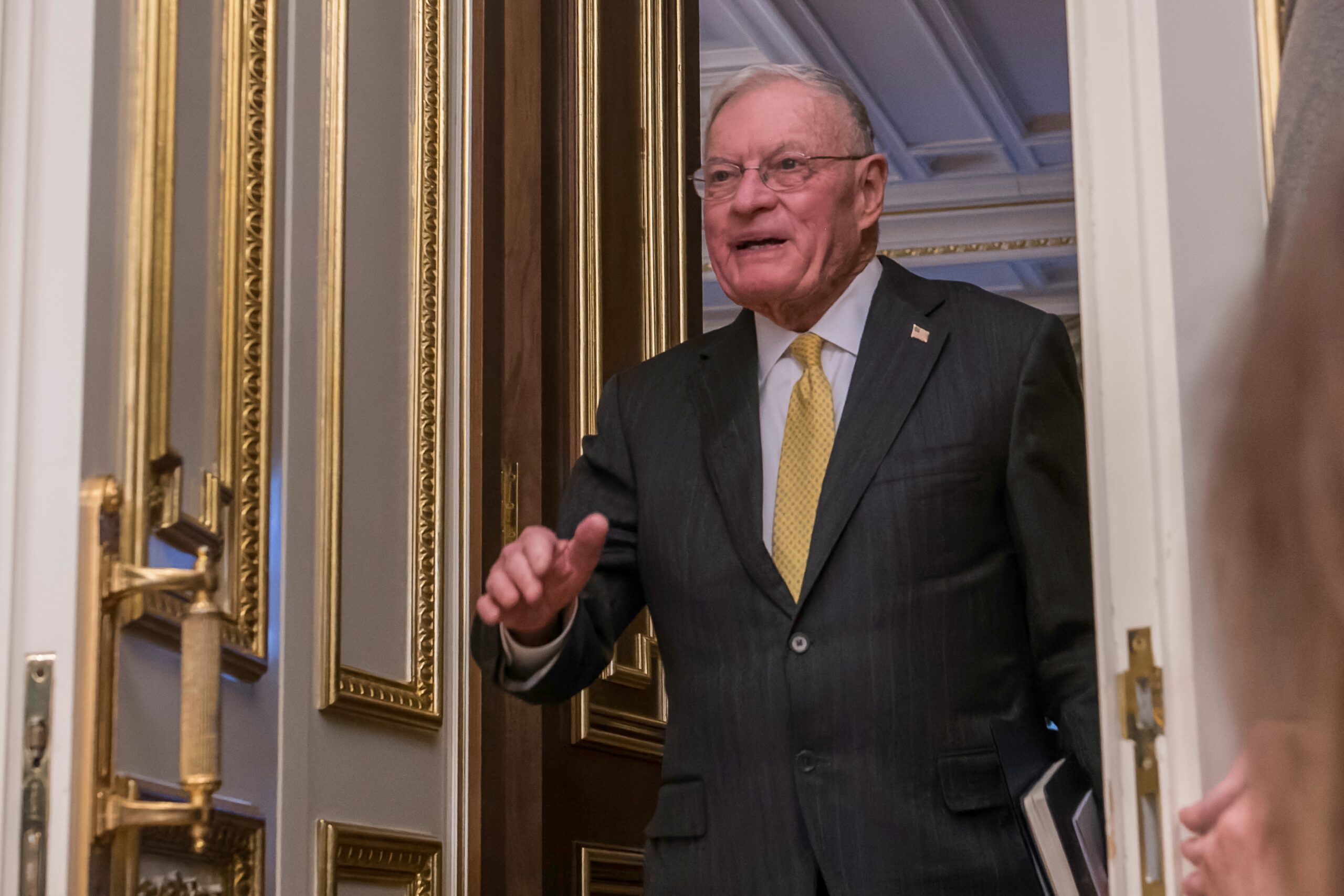 U.S. Envoy Says Ukraine Peace Deal Near Completion, but Kremlin Demands ‘Radical Changes’