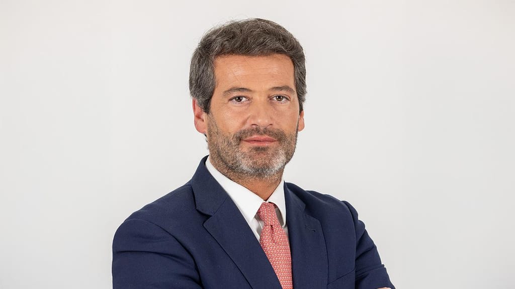 Ventura Breaks Through as Anti-Mass Migration Challenger Reaches Portugal’s Presidential Runoff