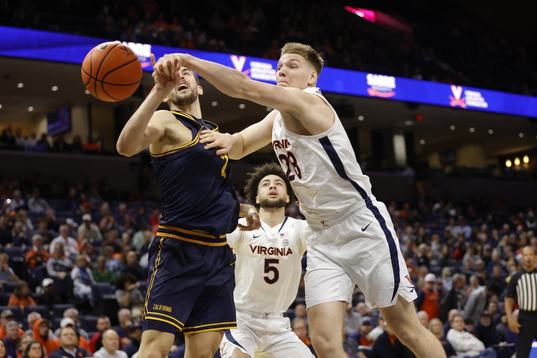 No. 23 Virginia shuts down Cal in runaway win