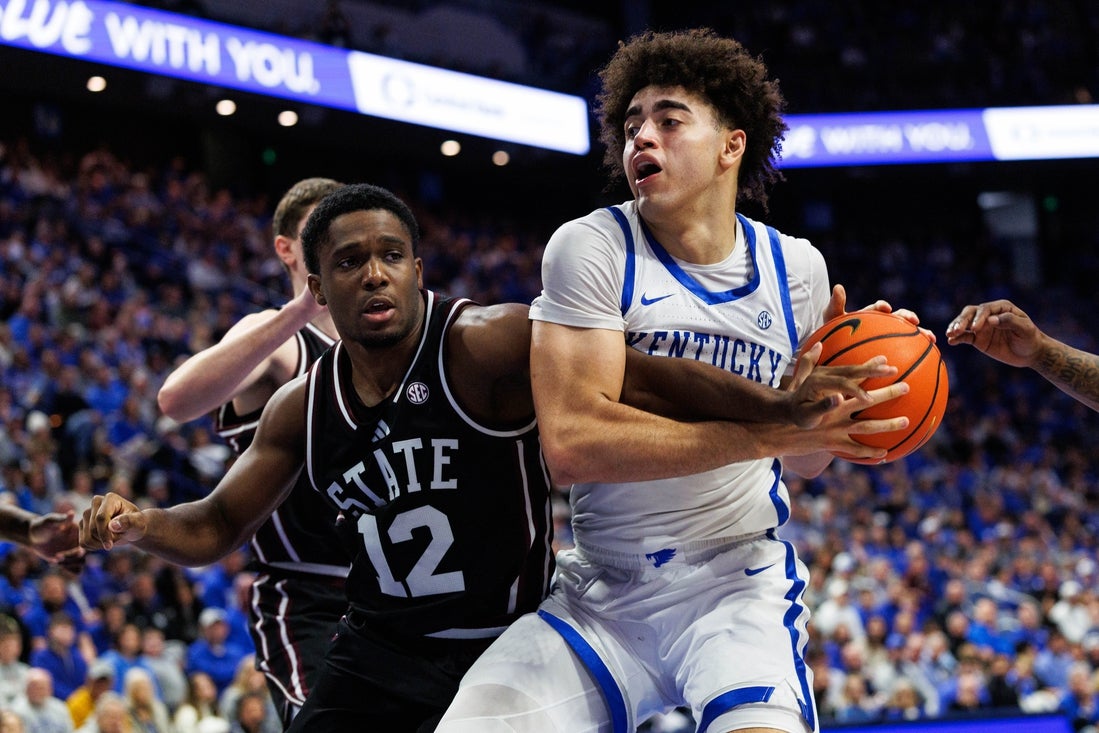 Kentucky overwhelms Mississippi State to earn first SEC win