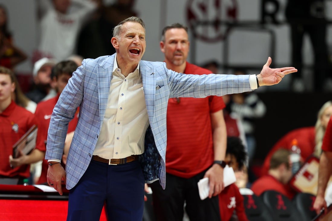 Unhappy with No. 18 Alabama’s play, coach seeks salve at Miss. State