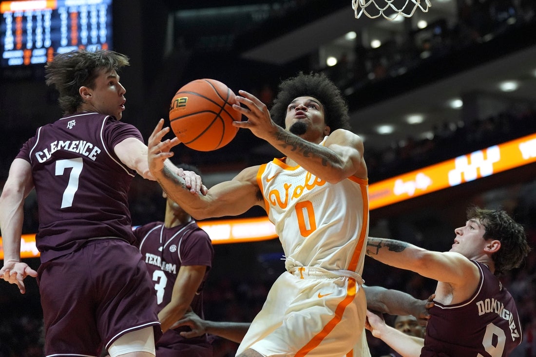 No. 24 Tennessee rallies in regulation, tops Texas A&M in 20T