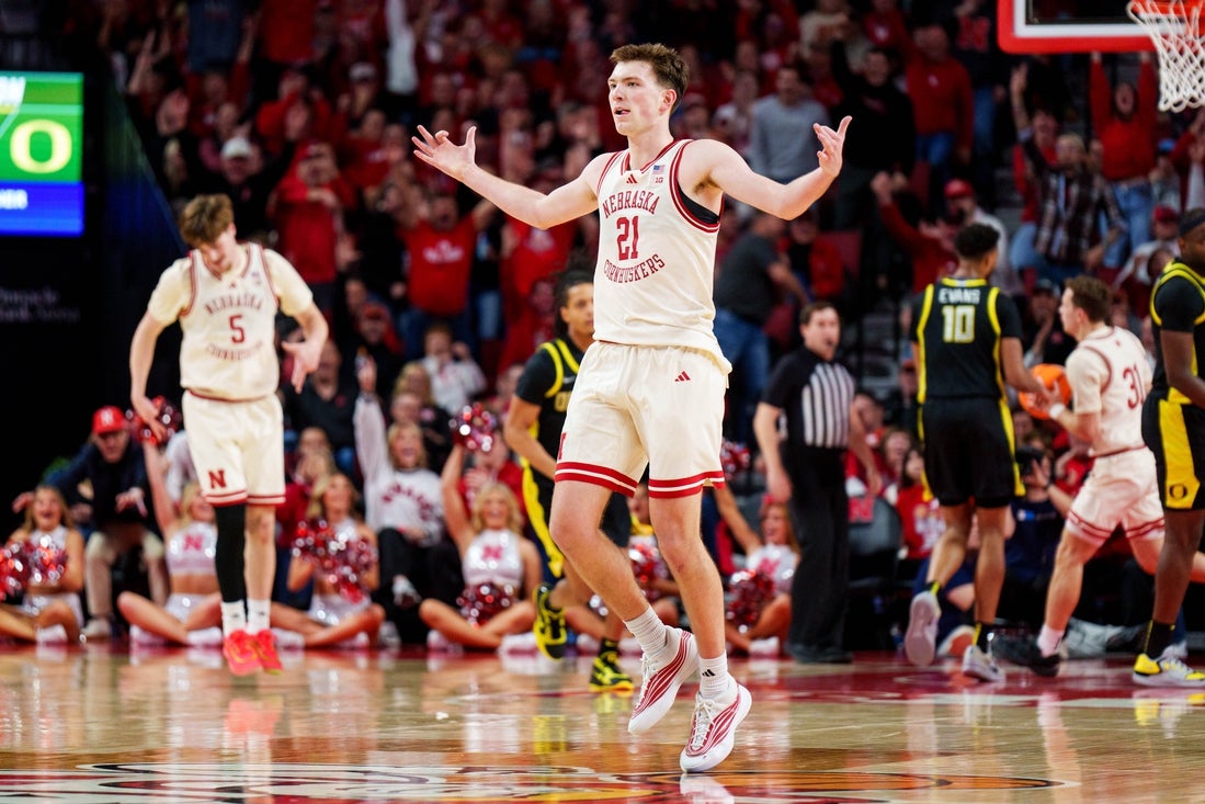 No. 8 Nebraska eyes 18-0 start vs. lowly Northwestern