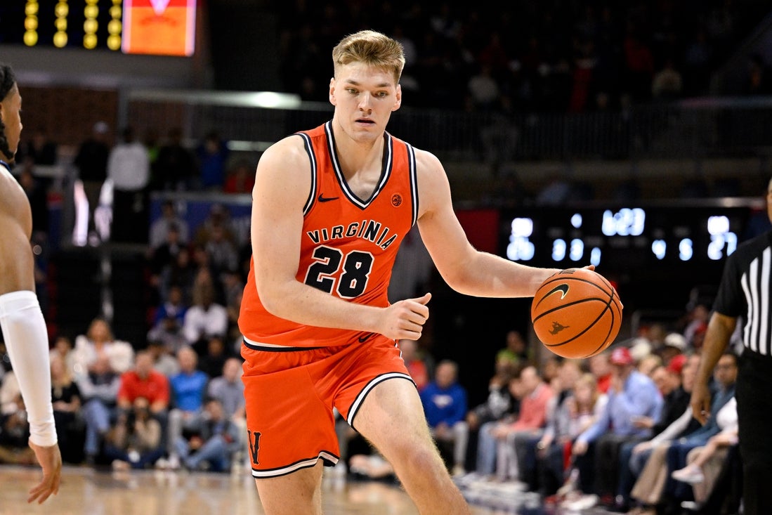 Notre Dame aims for rare ranked win when No. 14 Virginia visits