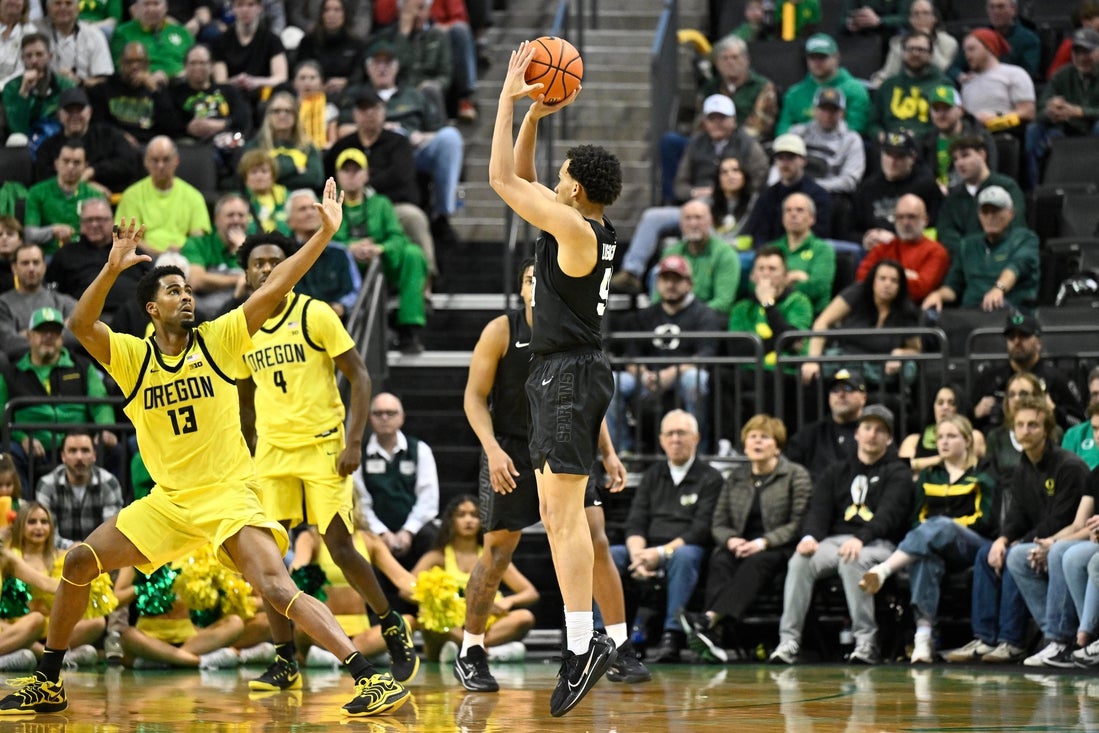 Carson Cooper’s career game lifts No. 10 Michigan State past Oregon
