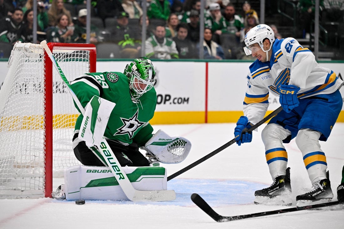 Stars, Blues face off in rematch of struggling squads