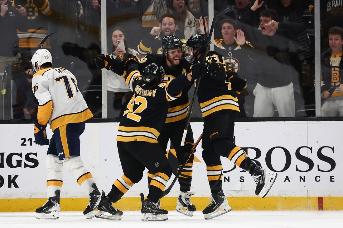 David Pastrnak lifts red-hot Bruins past Predators in OT