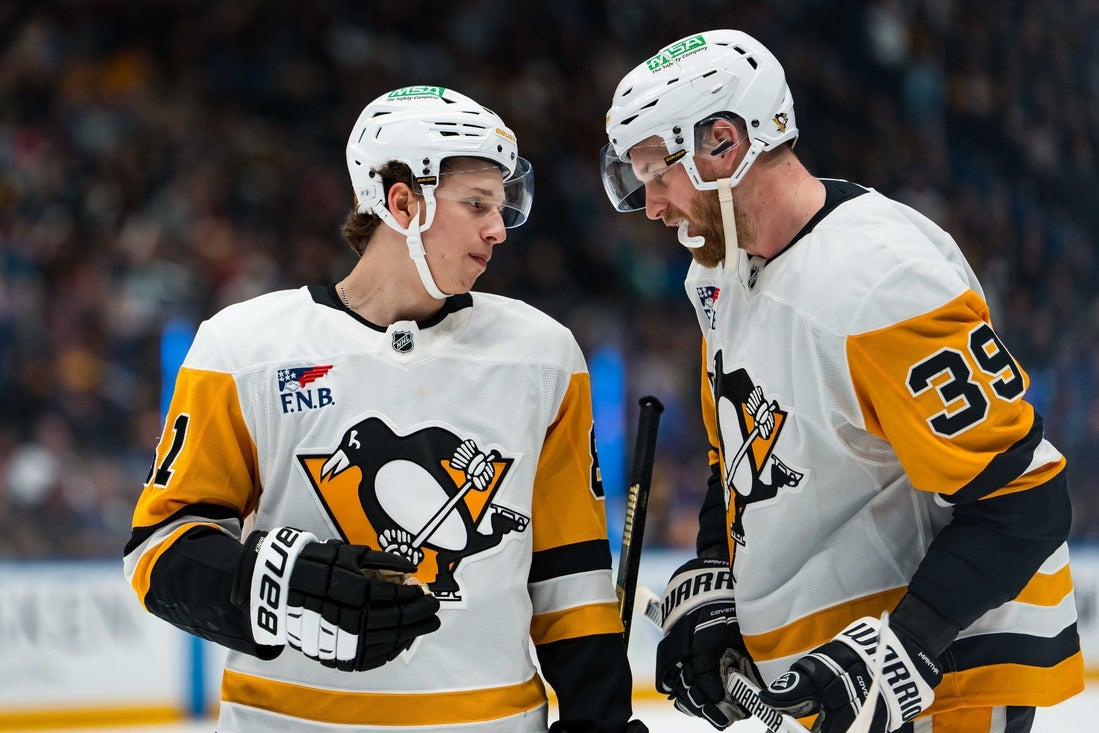 Penguins are hot, Rangers are not ahead of meeting