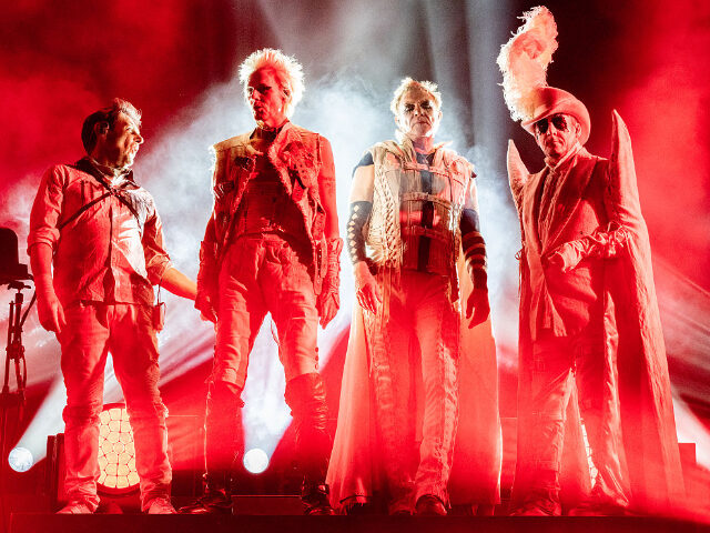 Duran Duran Honors Renee Nicole Good at Sacramento Concert Amid National Outcry Over Fatal ICE Shooting