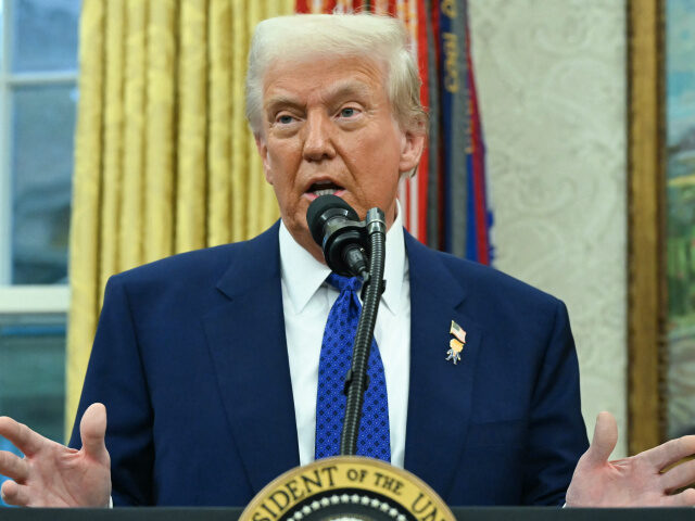 Trump Confirms Arrest of Classified Information ‘Leaker’ in Venezuela Case  What We Know and the Broader Fallout