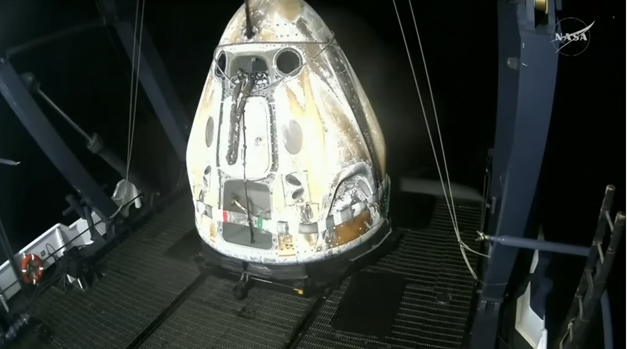 NASA Conducts First-Ever Medical Evacuation From Space Station, Crew-11 Returns to Earth a Month Early