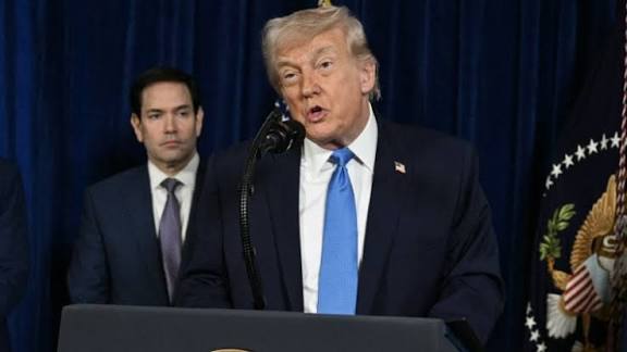 Trump Issues Stern Warning to Venezuela’s Interim Leader, Signals Demands on Oil and Access