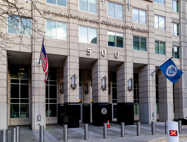 ICE Tells Minnesota Officers to Avoid Confrontations as Immigration Operations Shift