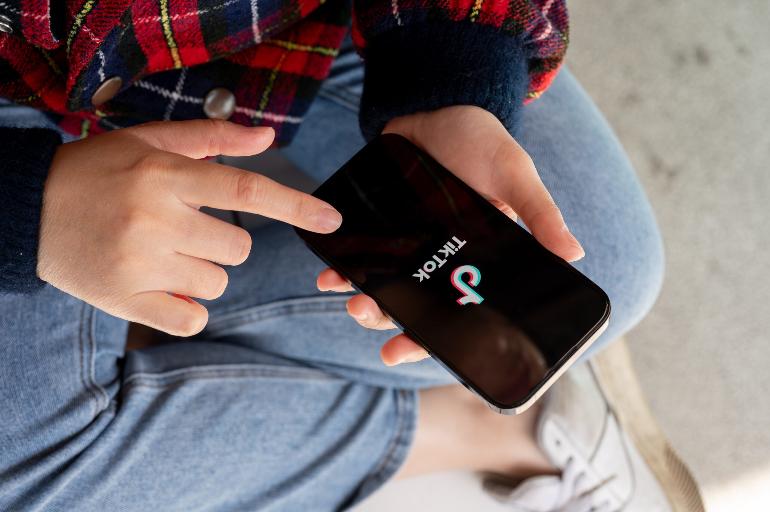TikTok Reaches Last-Minute Settlement in Social Media Addiction Lawsuit as Trial Looms