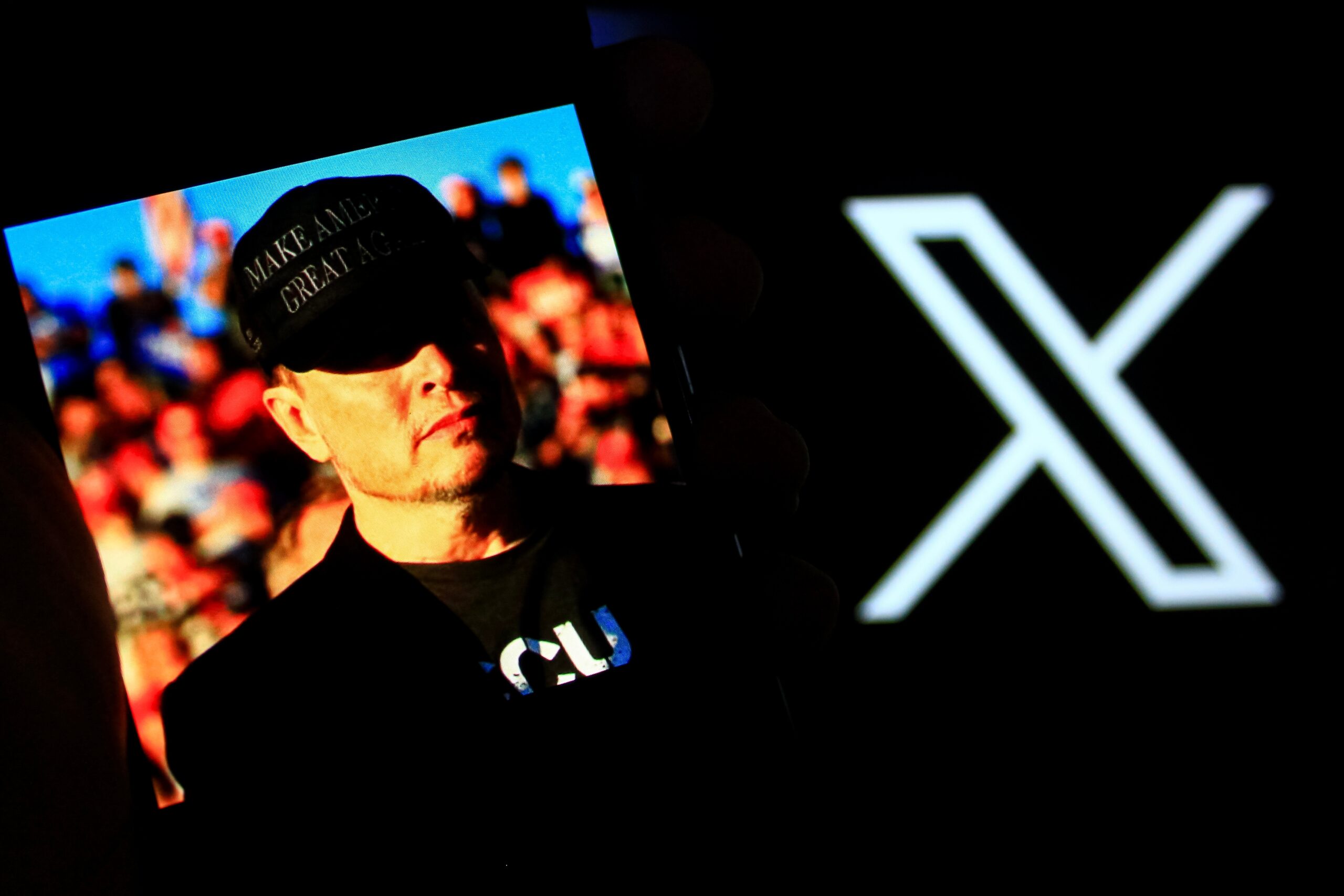 U.S. Warns UK Over Possible Ban of Elon Musk’s X, Signals Retaliatory Options