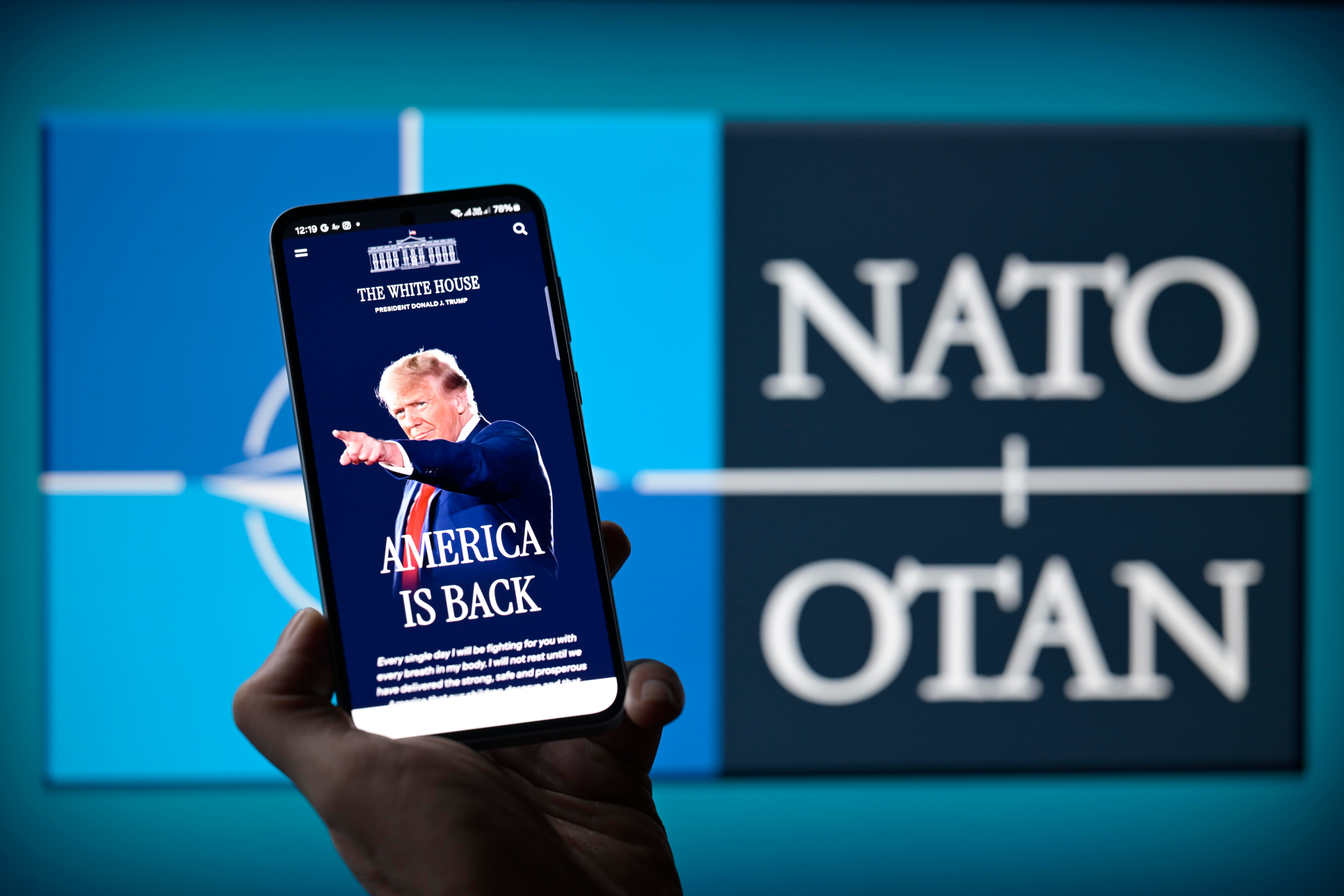 Trump Confirms Davos Meeting With NATO Allies as Greenland Push Intensifies