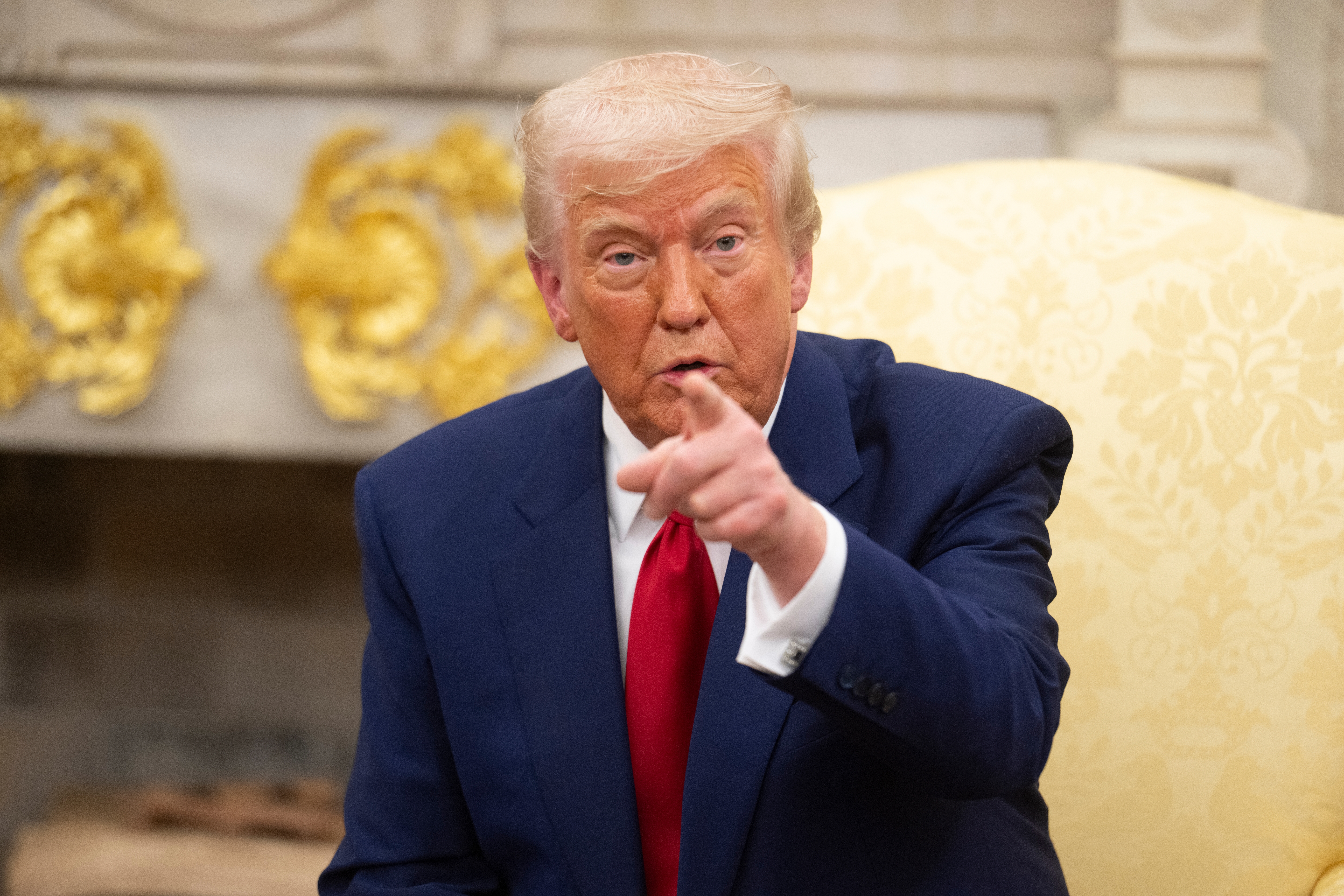 Trump Warns Minneapolis Mayor Is ‘Playing With Fire’ Over Refusal to Enforce Immigration Laws