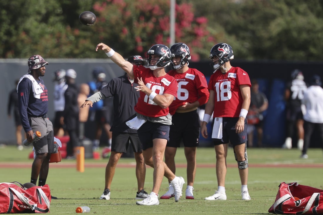 Texans, county in agreement on training facility