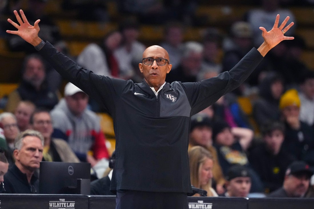 Upstart UCF gets another massive test vs. No. 8 Houston