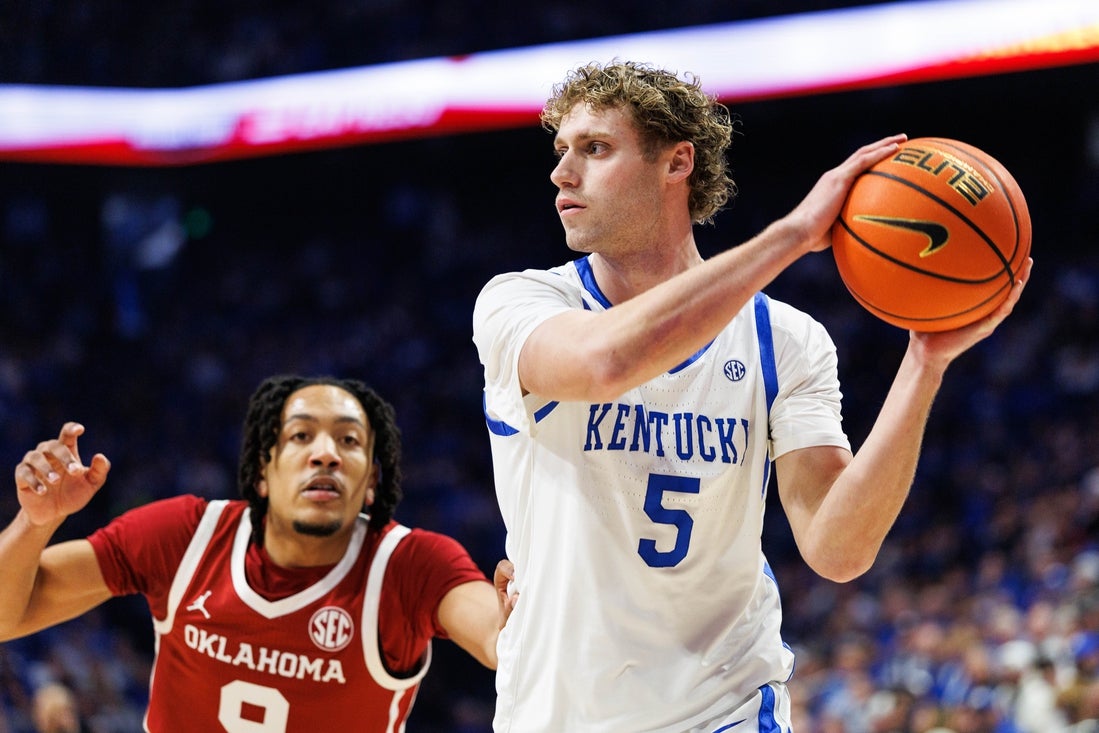 Otega Oweh torments former team as Kentucky blasts Oklahoma