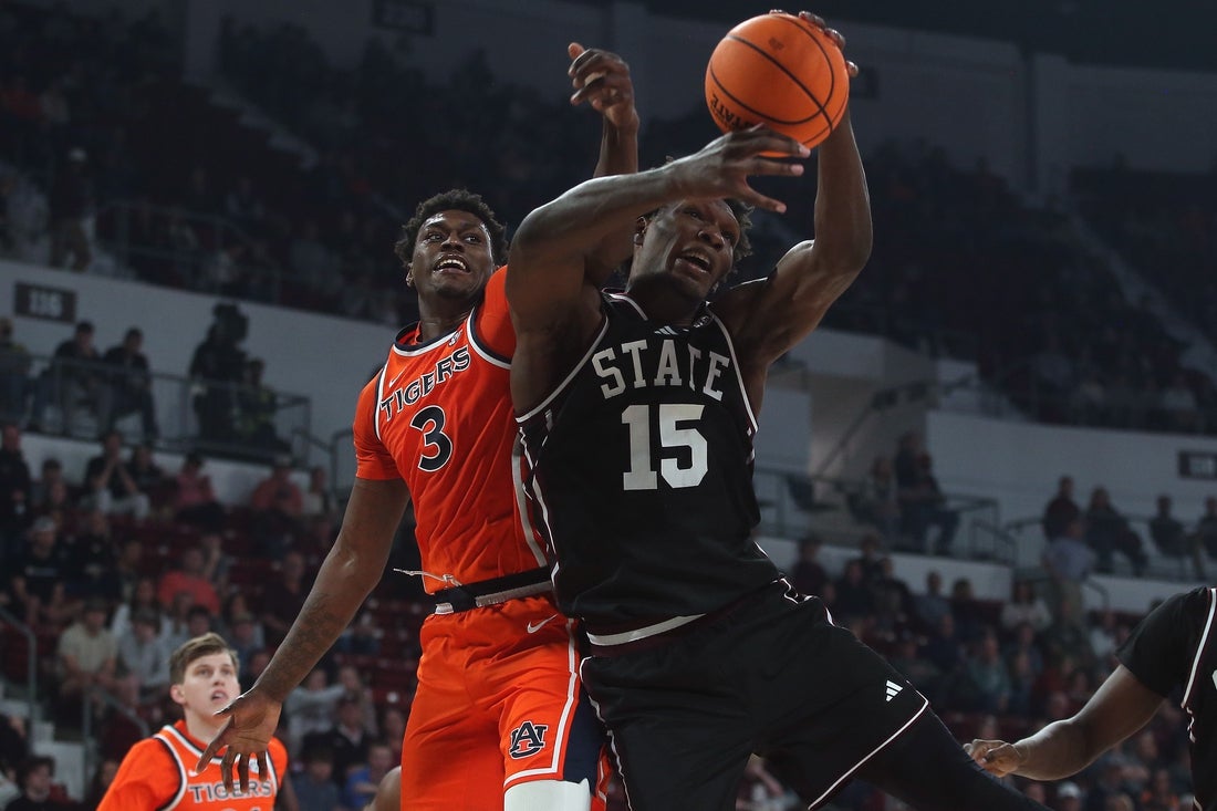 Josh Hubbard hits 10 treys, scores 46 as Mississippi State tops Auburn