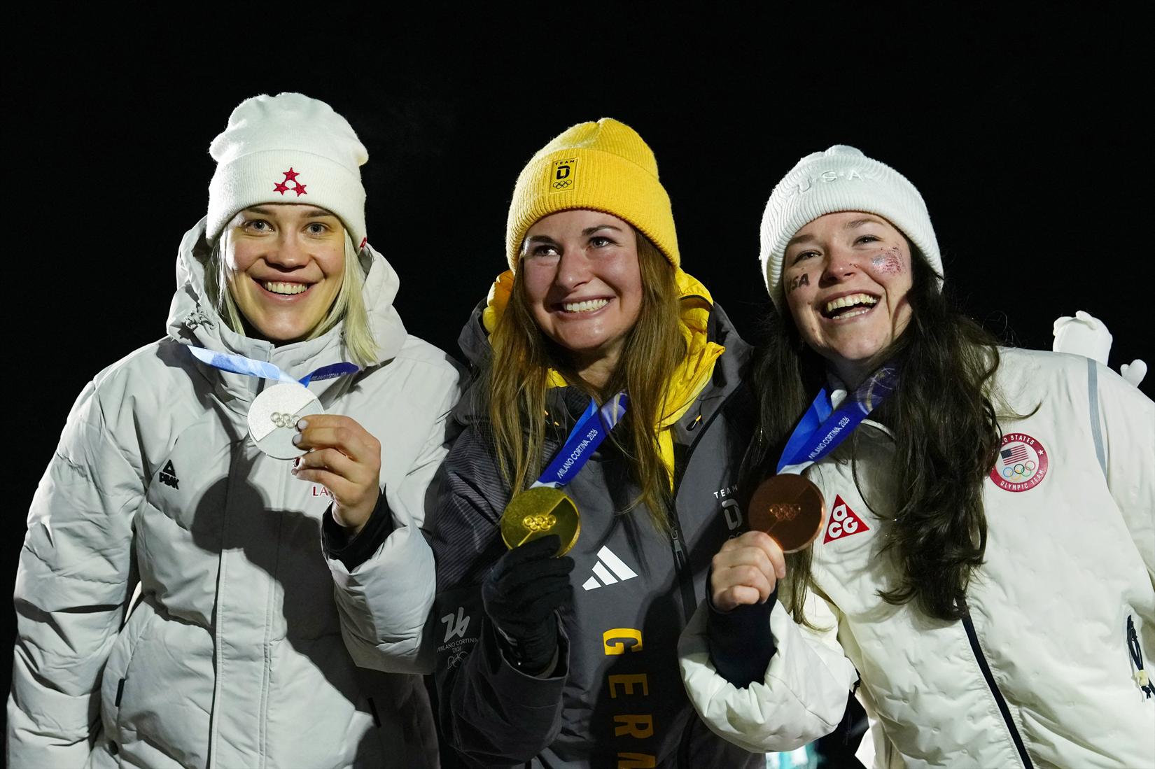 Julia Taubitz takes luge gold for Germany after Fraebel blunder